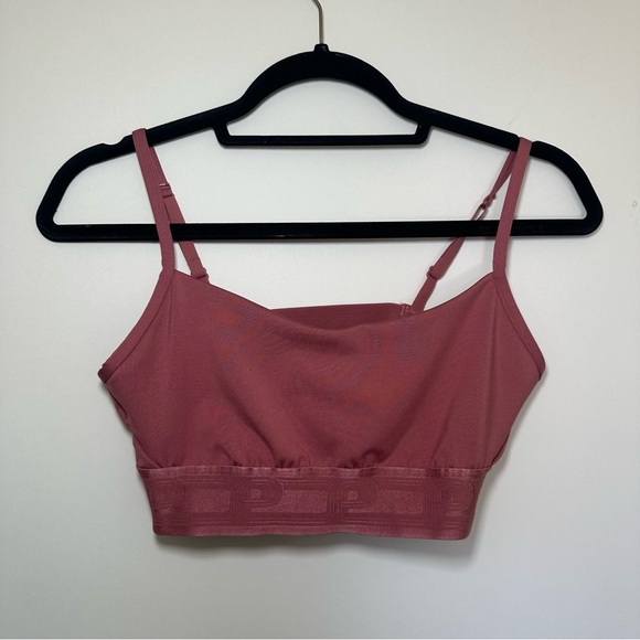 VS Pink Ultimate Scoop Sports Bra, Soft Begonia, Medium - Picture 6 of 10